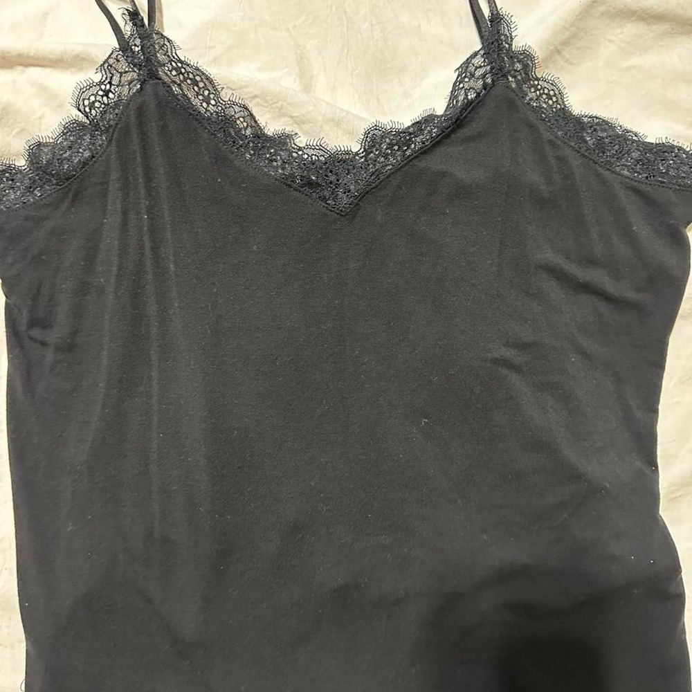Gilligan & O'Malley Black Lace Trim Cami Modal Blend Adjustable Straps Medium